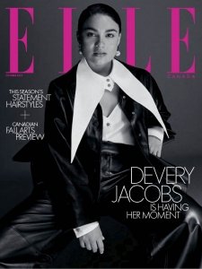 Elle CA - 10.2022